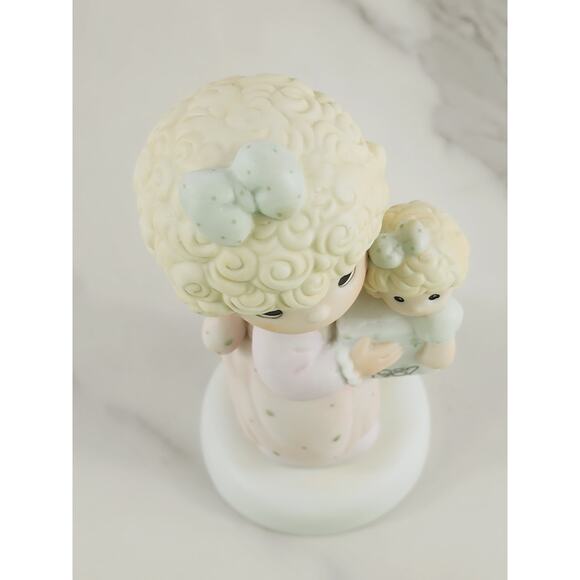 Enesco Precious Moments Love Is The Best 5 1/2" Porcelain Figurine 1987 Taiwan - Picture 9 of 13